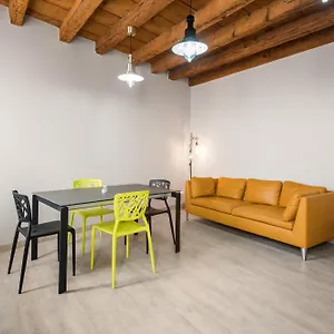 Flats4rent Irene , Verona Italy